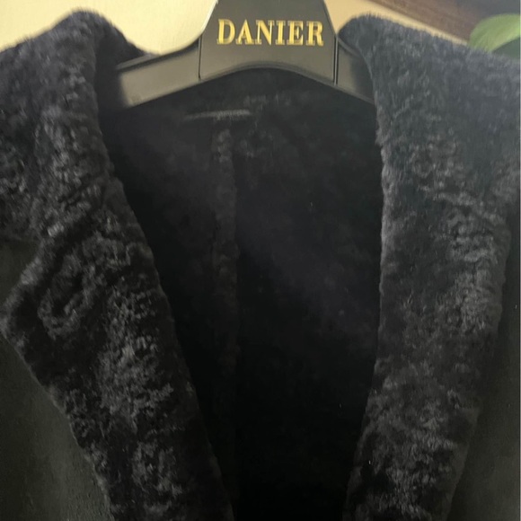 Danier Sherpa Long Coat - Picture 3 of 5